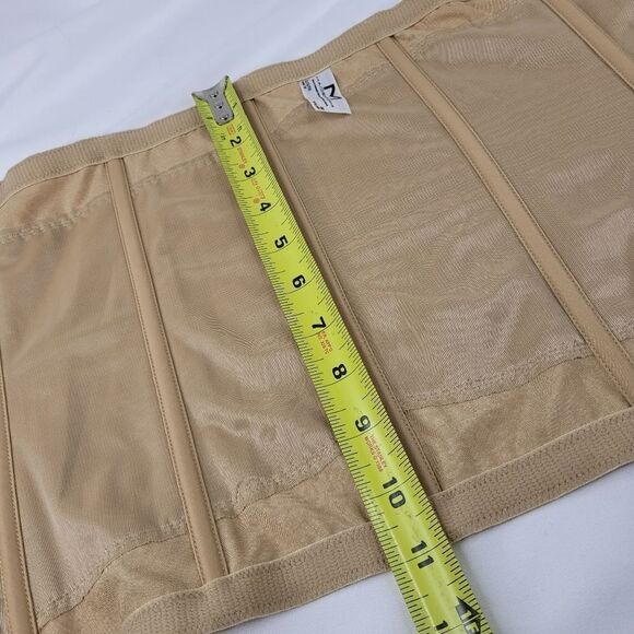 NEW XL MAIDENFORM TAN NUDE TUMMY SLIMMING CORSET SMOOTH & SHAPE extra large NWT - Picture 3 of 9